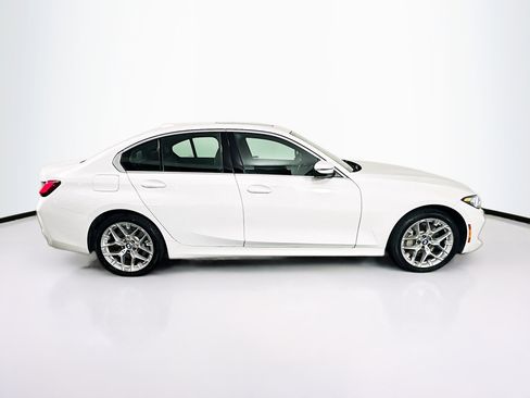 Used 2025 BMW 330i xDrive Sedan image 10