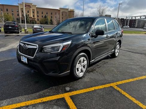Used 2021 Subaru Forester AWD/4WD image 2