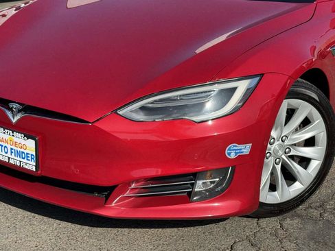 Used 2018 Tesla Model S AWD image 3