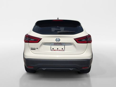 Certified 2020 Nissan Rogue Sport S FWD image 4