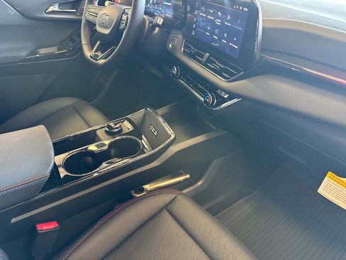 New 2026 Chevrolet Equinox RS FWD image 16