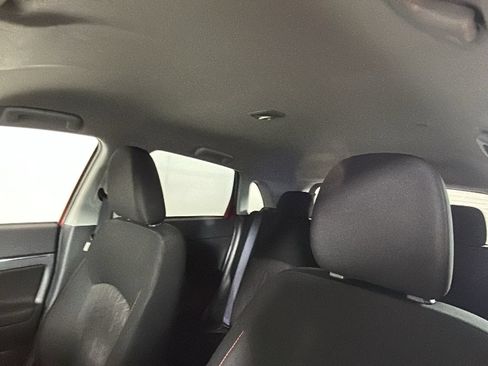 Used 2025 Mitsubishi Outlander Sport LE AWD/4WD image 14
