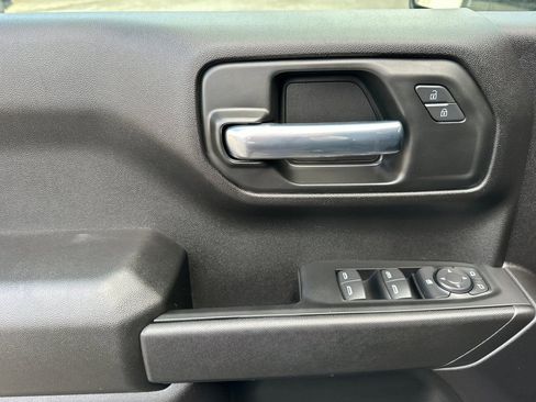 Used 2026 Chevrolet Silverado 1500 Custom w/ LPO, Dark Essentials Package RWD image 11