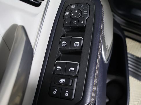Used 2025 RAM 1500 Tungsten w/ Off-Road Group AWD/4WD image 41