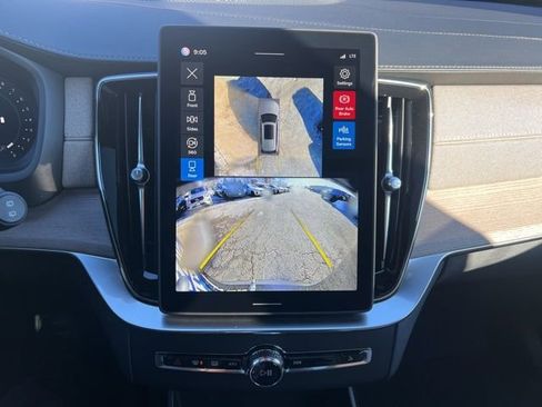 New 2026 Volvo XC90 B6 Plus w/ Protection Package image 32