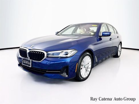 Certified 2023 BMW 530i xDrive w/ Premium Package image 3