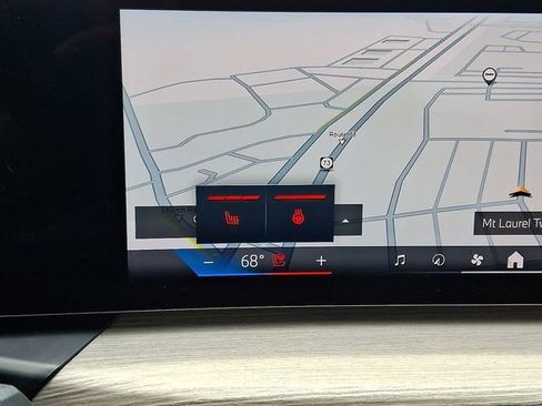 Certified 2025 BMW 330i xDrive Sedan w/ Premium Package image 23