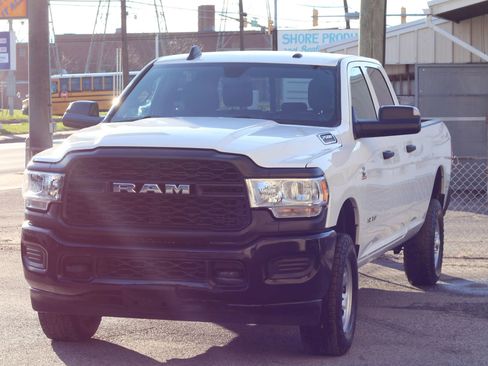 Used 2022 RAM 2500 Tradesman image 3