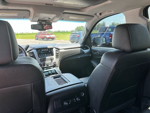 Used 2017 GMC Yukon SLT AWD/4WD image 15