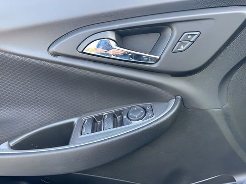 Used 2025 Chevrolet Malibu LT FWD image 23