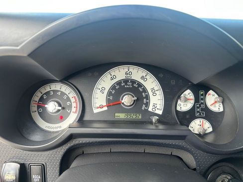 Used 2014 Toyota FJ Cruiser 4WD w/ Upgrade Package image 15