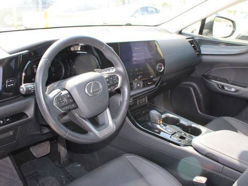 Certified 2024 Lexus NX 250 FWD w/ Premium Package image 12
