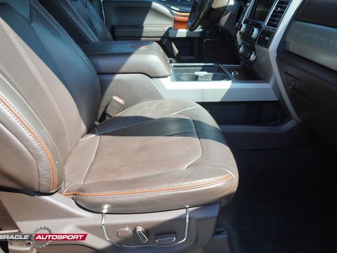 Used 2017 Ford F350 King Ranch w/ Tow Technology Bundle image 32