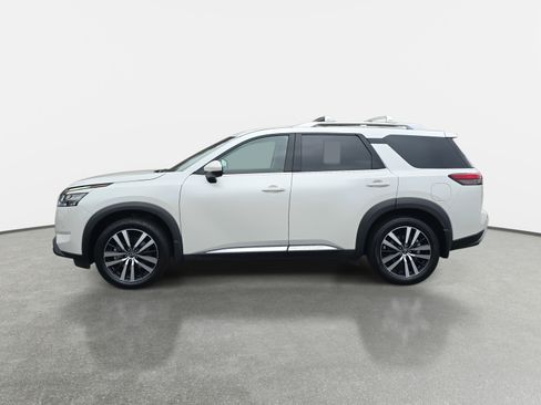Certified 2023 Nissan Pathfinder Platinum image 8