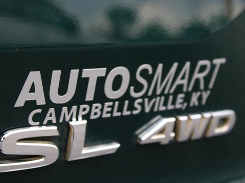 Used 2025 Nissan Pathfinder SL AWD/4WD image 7