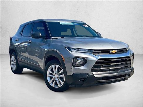 Used 2023 Chevrolet TrailBlazer LS image 12