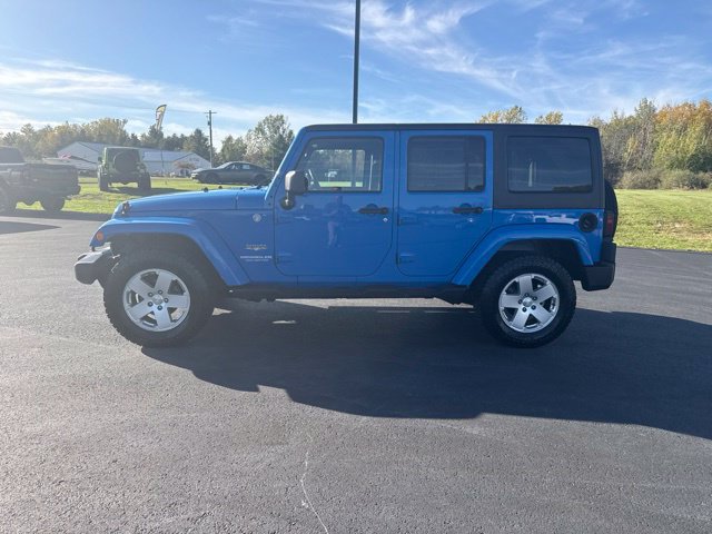 Used 2011 Jeep Wrangler Unlimited Sahara w/ Trailer Tow Group AWD/4WD image 3
