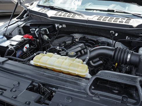 Used 2020 Ford F150 XLT AWD/4WD image 36