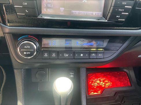 Used 2014 Toyota Corolla S FWD image 32