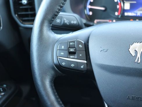 Used 2023 Ford Bronco Sport Outer Banks w/ Tech Package AWD/4WD image 8