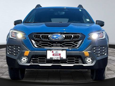 Used 2025 Subaru Outback Wilderness AWD/4WD image 2