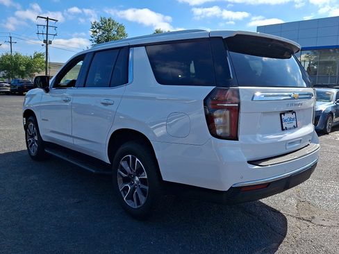 Certified 2023 Chevrolet Tahoe LT w/ Luxury Package AWD/4WD image 4