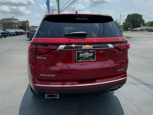 Certified 2023 Chevrolet Traverse Premier FWD image 7