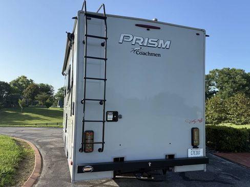 Used 2020 Mercedes-Benz Sprinter 3500 image 3