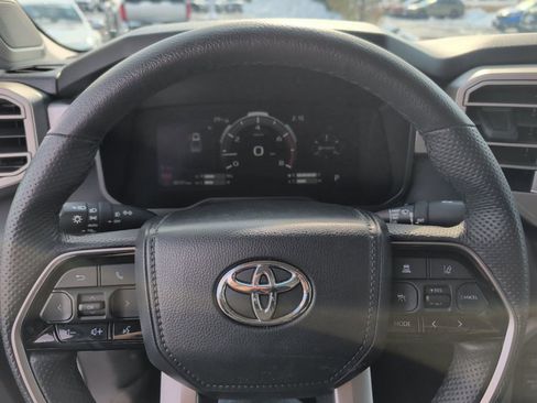 Used 2024 Toyota Tundra Limited image 24