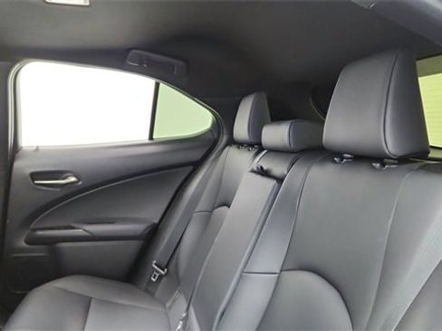 Used 2024 Lexus UX 250h FWD image 29