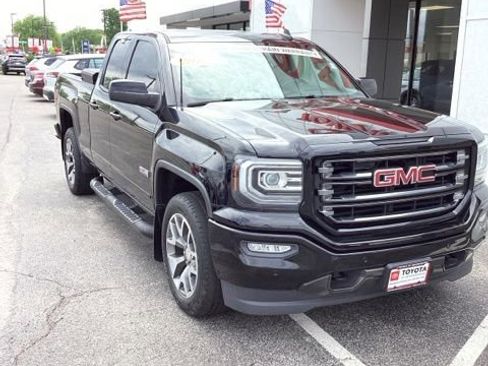 Used 2017 GMC Sierra 1500 SLT AWD/4WD image 4