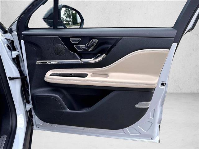 Used 2025 Lincoln Corsair Reserve FWD image 18