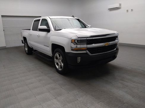 Used 2017 Chevrolet Silverado 1500 LT w/ All Star Edition RWD image 13