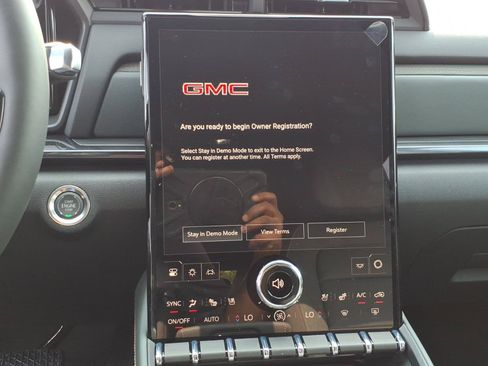 New 2026 GMC Terrain AT4 w/ Convenience Package III AWD/4WD image 18
