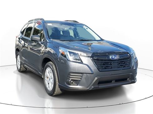 Used 2023 Subaru Forester image 2