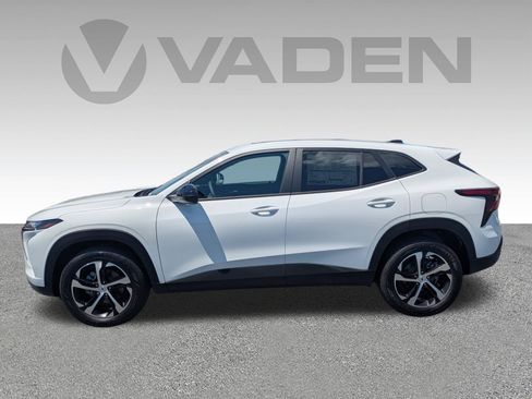 New 2026 Chevrolet Trax RS FWD image 24