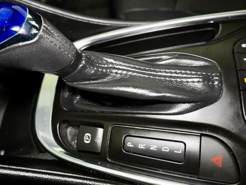 Used 2017 Chevrolet Volt Premier w/ Driver Confidence II Package image 23