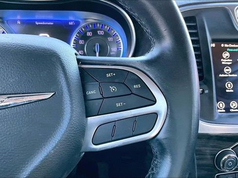 Used 2021 Chrysler 300 Touring w/ Sport Appearance Package image 11