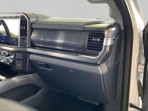 Used 2024 Ford F250 Lariat AWD/4WD image 18