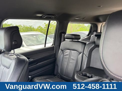 Used 2024 Jeep Wagoneer Series II w/ Flexible Seating Group RWD image 13