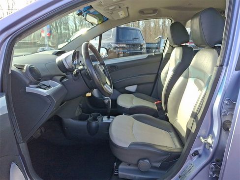 Used 2014 Chevrolet Spark LT image 13