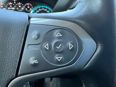 Used 2020 Chevrolet Suburban Premier w/ Premier Plus Edition AWD/4WD image 14