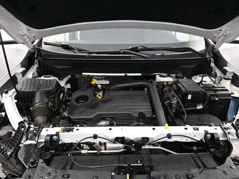 Used 2024 GMC Terrain SLE image 20