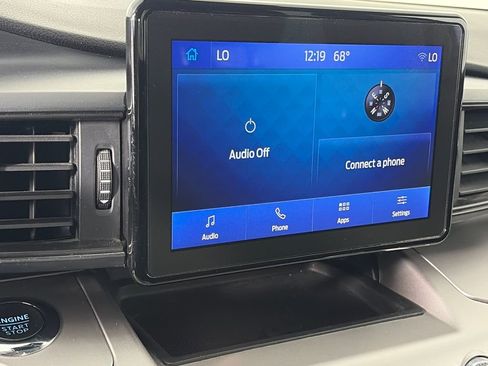 Used 2022 Ford Explorer XLT AWD/4WD image 19