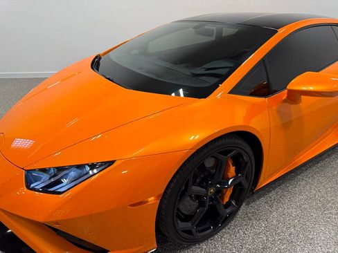 Used 2021 Lamborghini Huracan EVO image 6