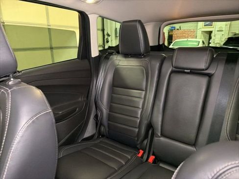 Used 2018 Ford Escape Titanium AWD/4WD image 22