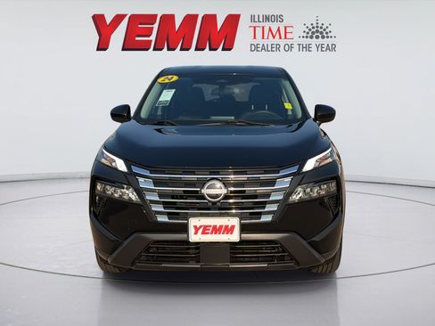 Used 2024 Nissan Rogue SV AWD/4WD image 6