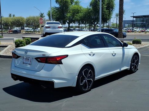 Used 2024 Nissan Altima 2.5 SR FWD image 4