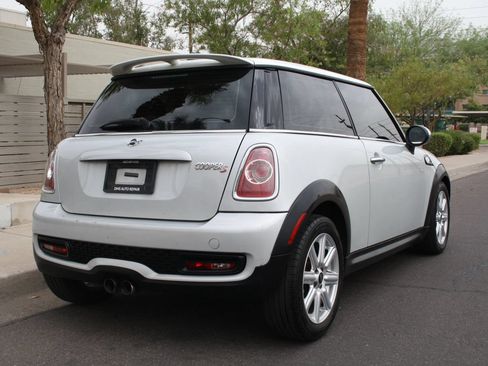 Used 2013 MINI Cooper S FWD image 3
