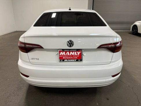 Used 2019 Volkswagen Jetta S w/ Driver Assistance Package FWD image 5